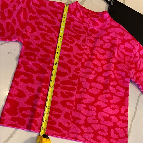 Women's Pink Leopard Sweater - Picture 7 of 7